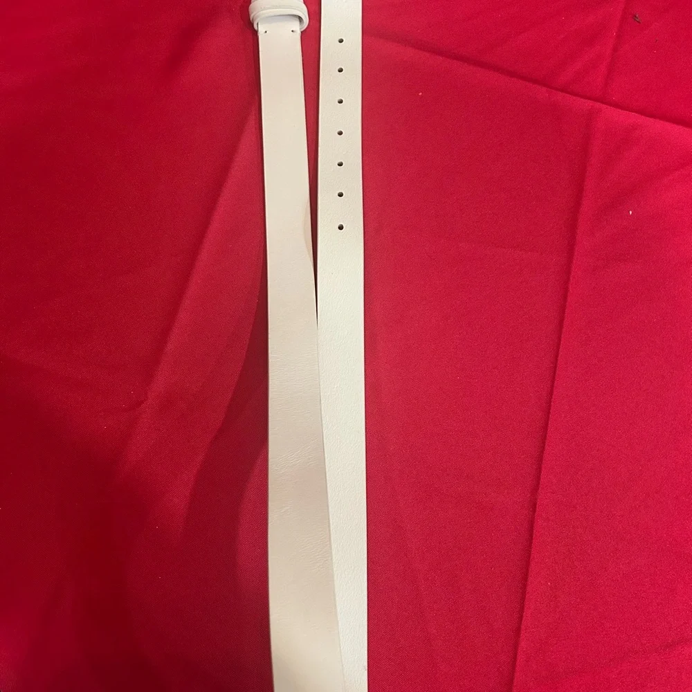 LOFT White Leather Belt with Gold-Tone Round Buckle